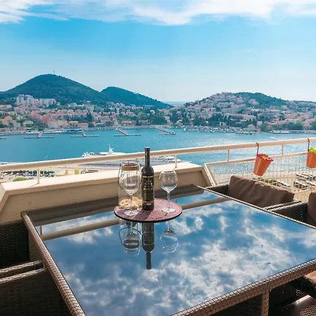 Apartman Lucy Lu Sea View